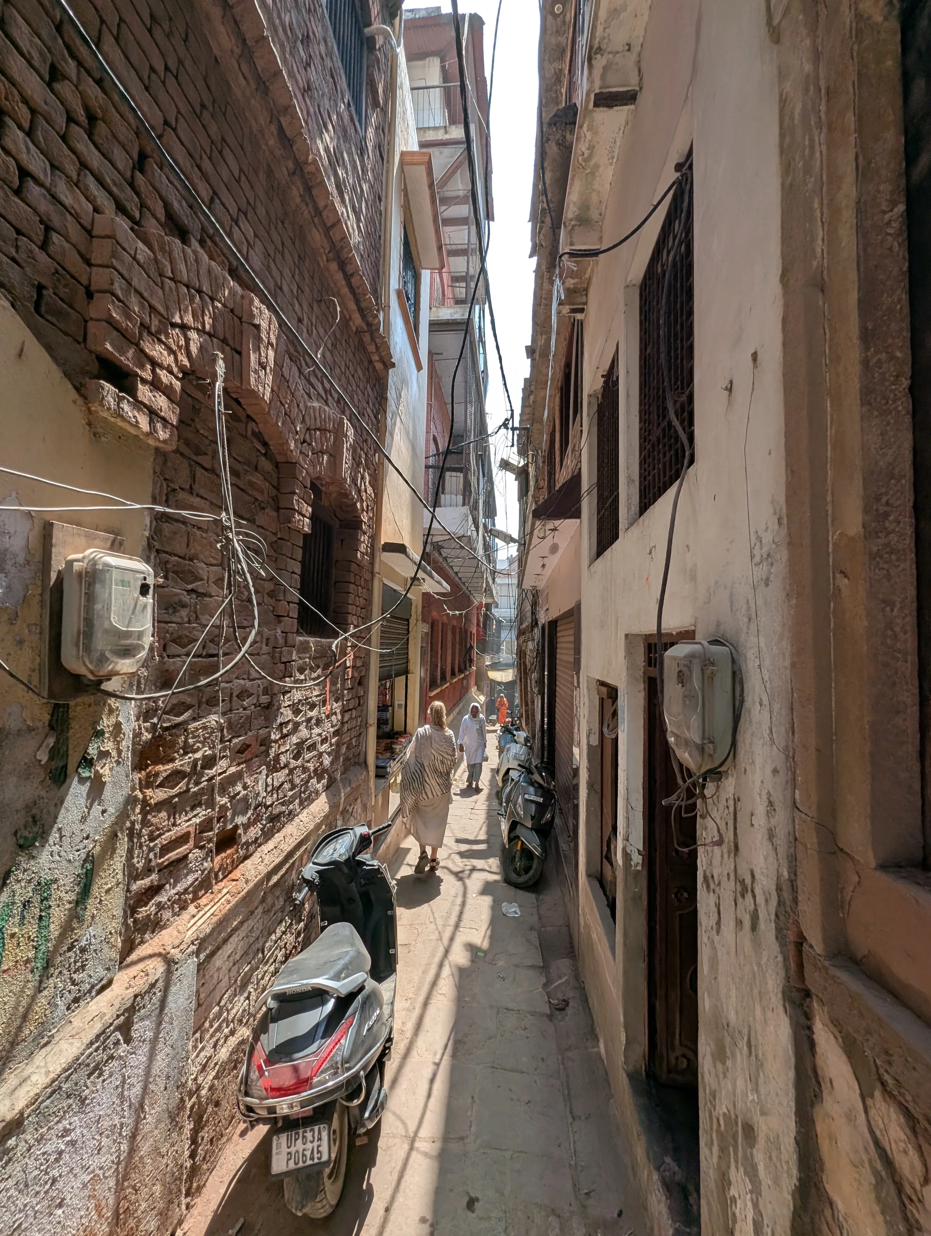 Alley bikes