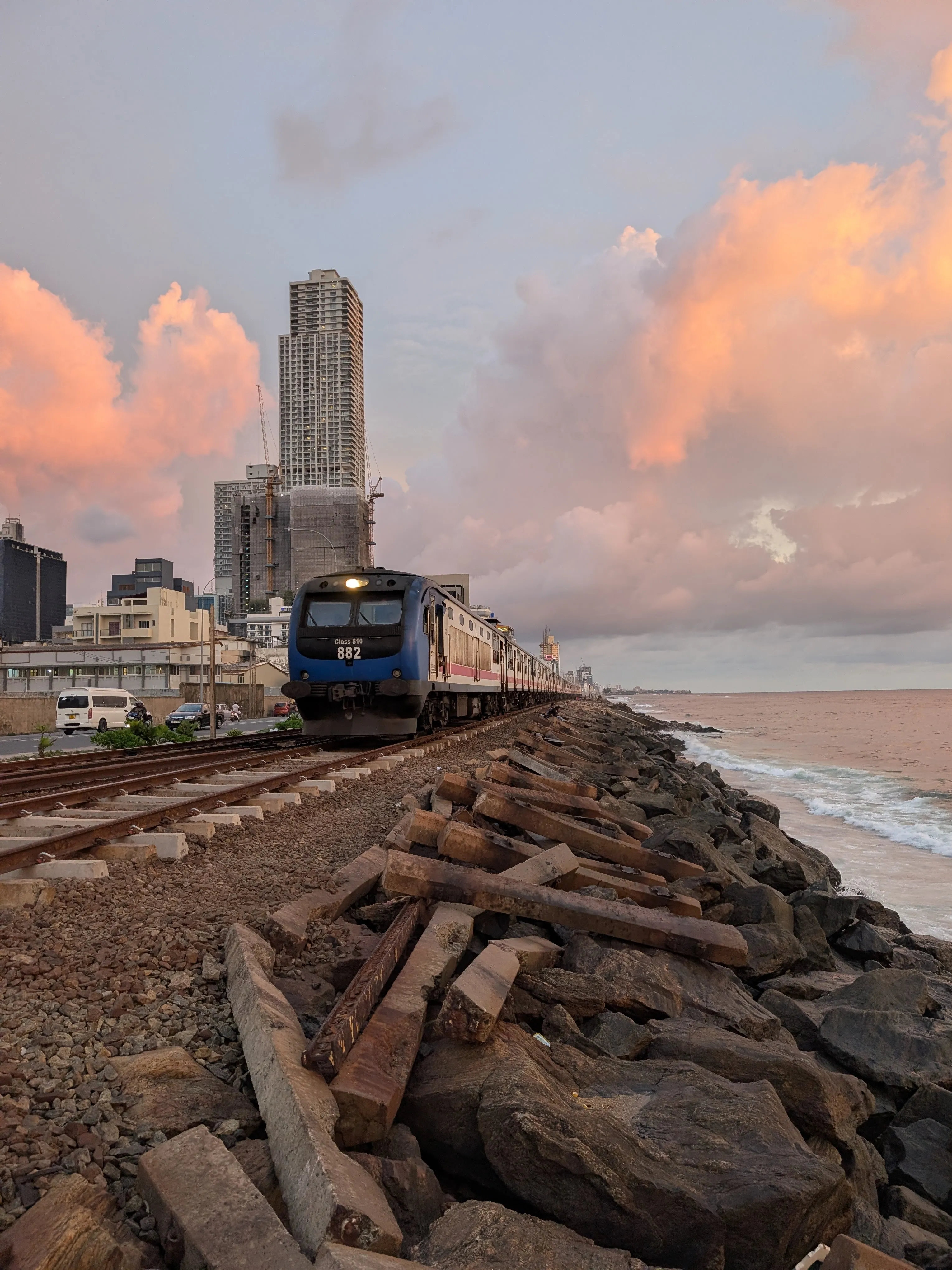 Colombo train
