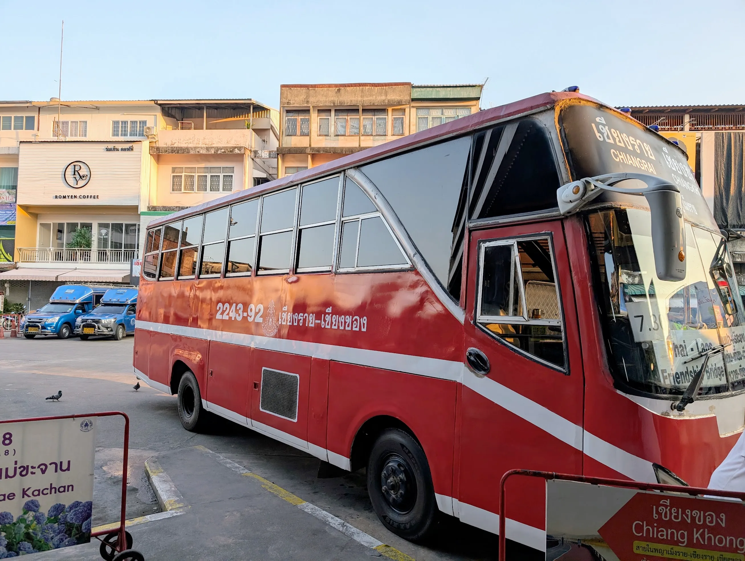 Bus to Thai border