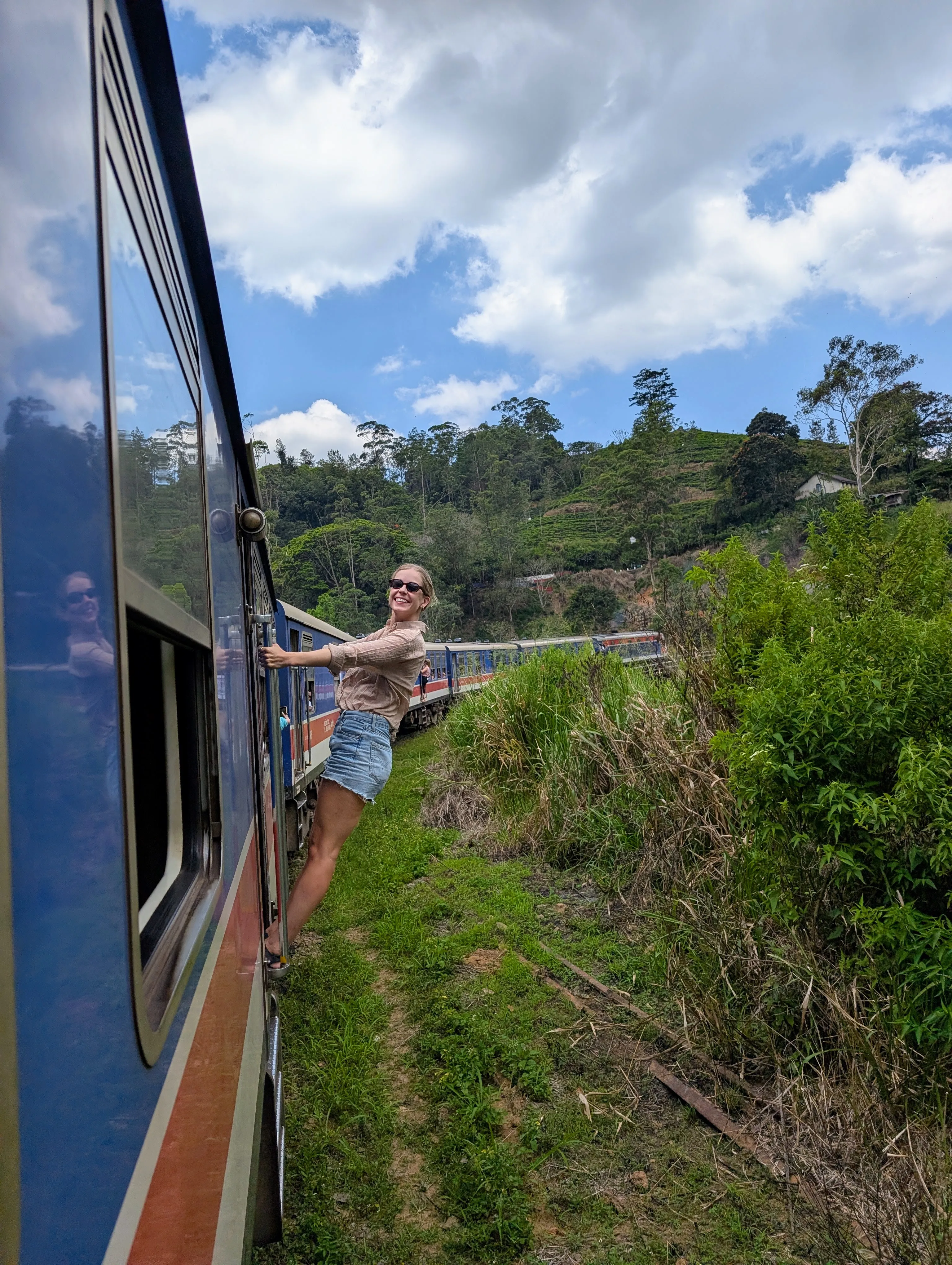 Makeda out of train.