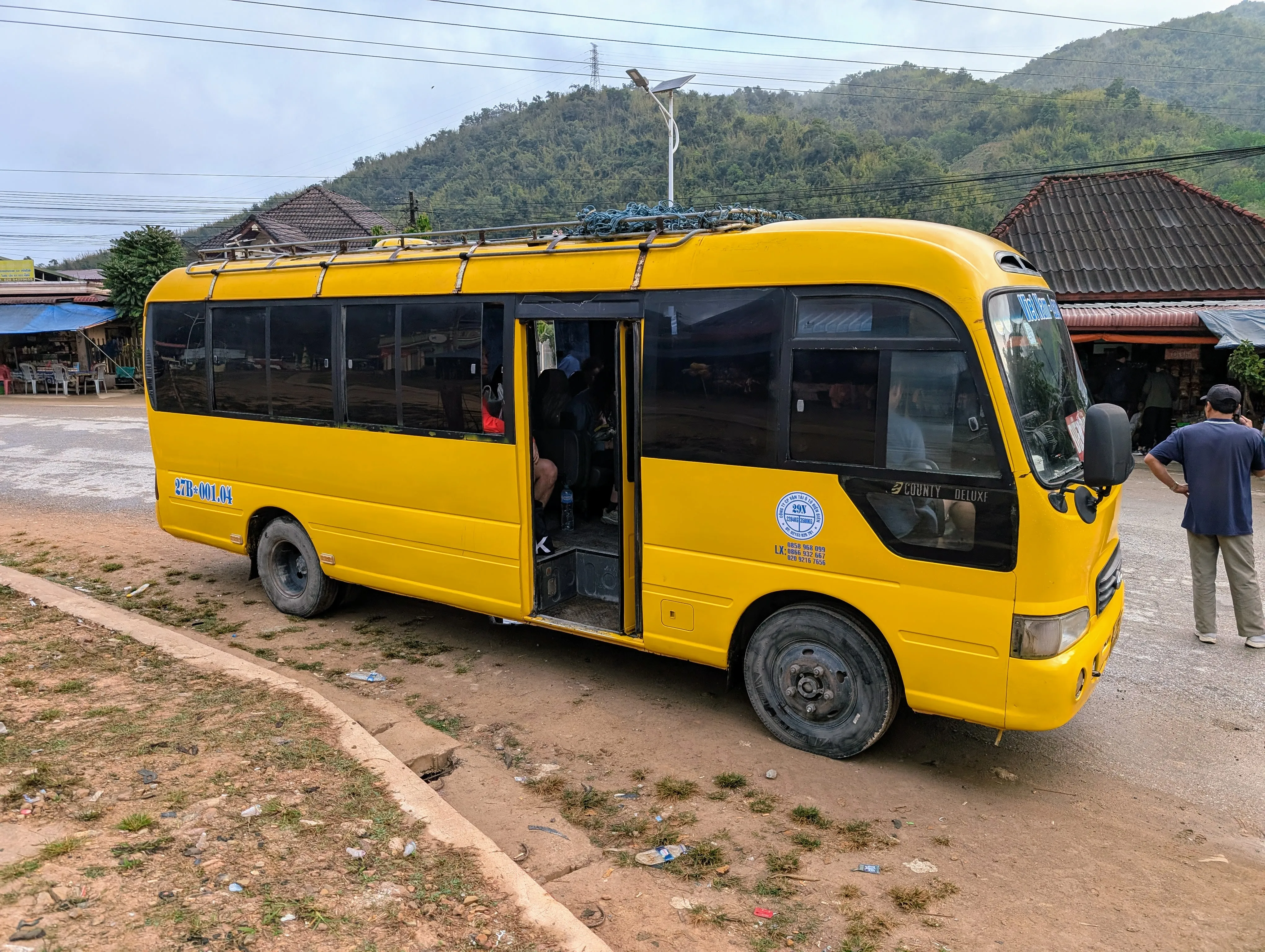 Yellow bus